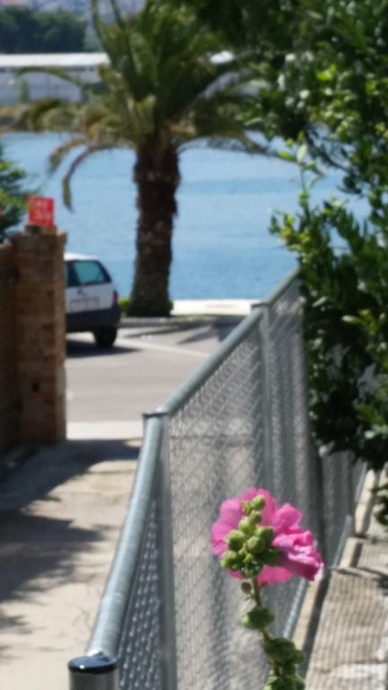 Apartments Mali Raj Vranjic Exterior foto
