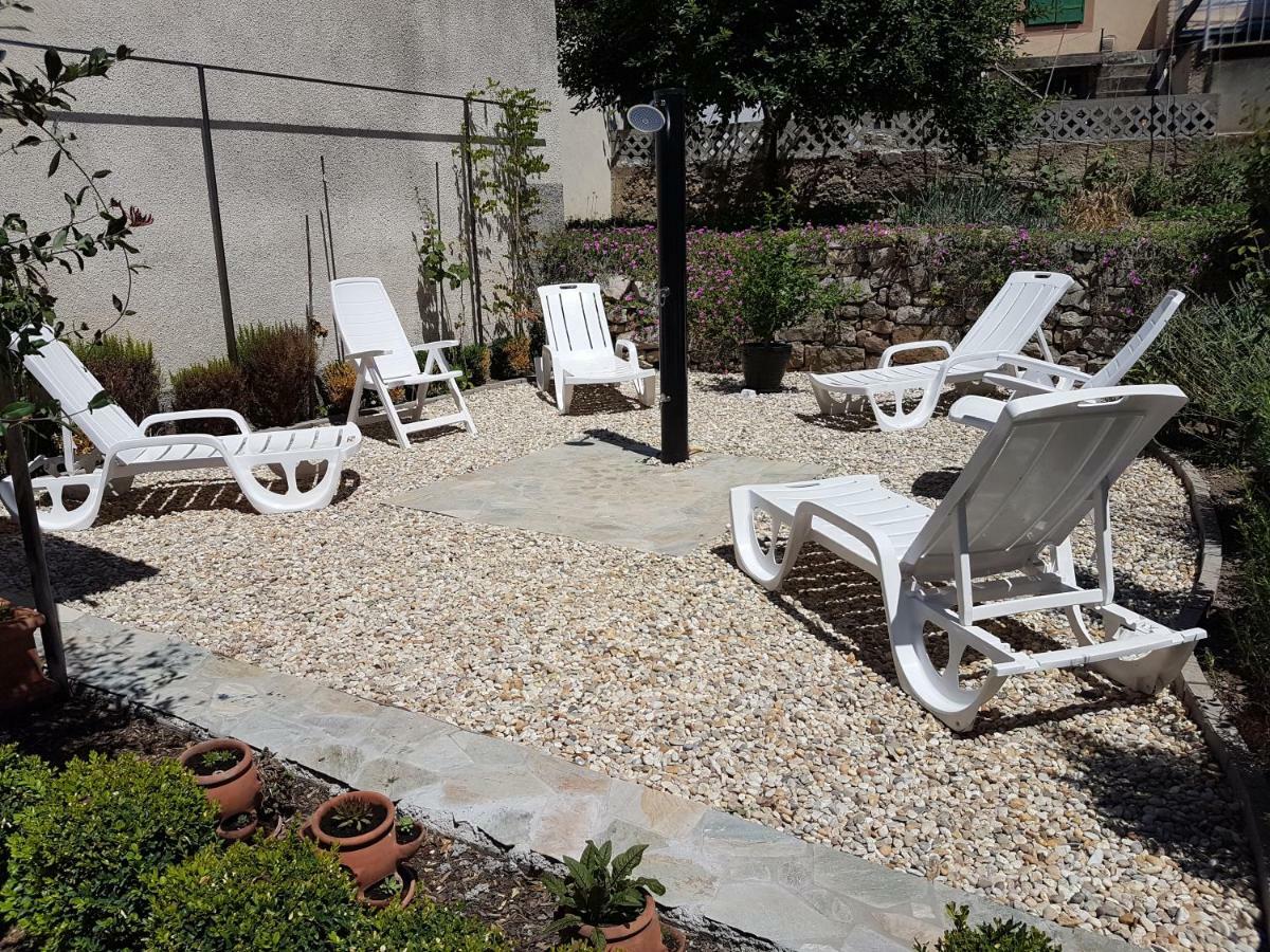 Apartments Mali Raj Vranjic Exterior foto